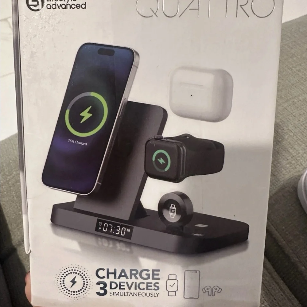 4 In 1 Wireless Charging Station with Digital Alarm Clock Lifestyle Advanced NEW
